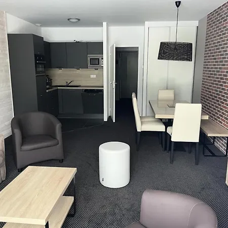 Résidence Le Portillo - Piscine - Pour 6 Personnes Mae-5273 *